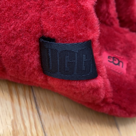 Red Ugg Fluff You Slides Size 8 US - Picture 2 of 4